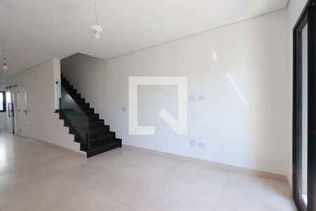 Sala de casa à venda com 2 quartos, 144m² em Vila Antonieta, São Paulo