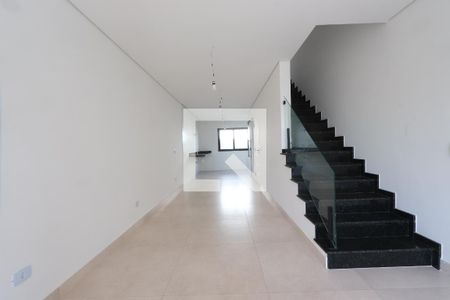 Sala de casa à venda com 2 quartos, 144m² em Vila Antonieta, São Paulo