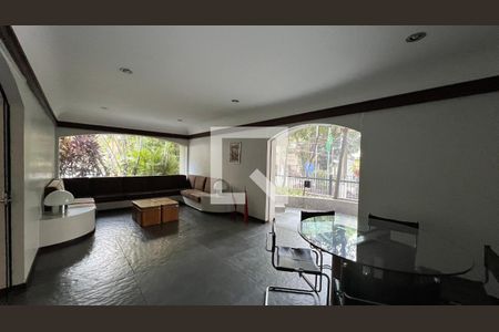 Apartamento à venda com 176m², 3 quartos e 2 vagasSalão de Festas