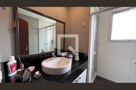 Apartamento à venda com 176m², 3 quartos e 2 vagasBanheiro