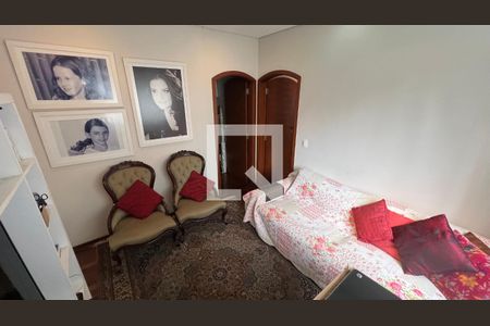 Apartamento à venda com 176m², 3 quartos e 2 vagasLiving