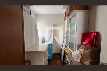 Apartamento à venda com 176m², 3 quartos e 2 vagasSuite de serviço