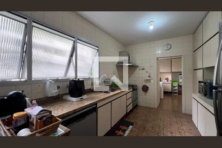 Apartamento à venda com 176m², 3 quartos e 2 vagasCozinha