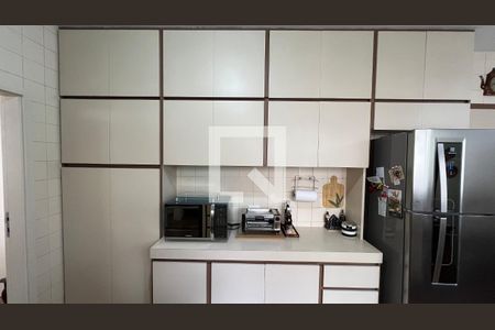 Apartamento à venda com 176m², 3 quartos e 2 vagasCozinha