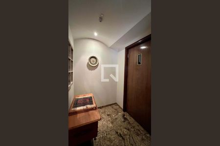 Entrada Privativa de apartamento à venda com 3 quartos, 176m² em Jardim Paulista, São Paulo