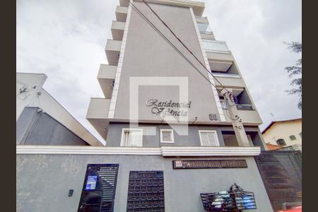 Apartamento para alugar com 40m², 2 quartos e 1 vaga Apartamento para alugar com 40m², 2 quartos e 1 vagaFachada e placa