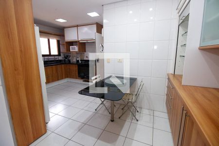 Apartamento à venda com 250m², 3 quartos e 4 vagasCozinha