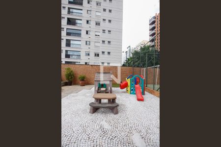 Apartamento à venda com 250m², 3 quartos e 4 vagasÁrea comum - Playground