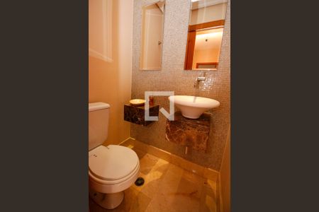 Apartamento à venda com 250m², 3 quartos e 4 vagasLavabo
