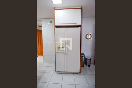 Apartamento à venda com 250m², 3 quartos e 4 vagasCozinha