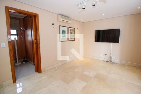 Apartamento à venda com 250m², 3 quartos e 4 vagasSala de TV