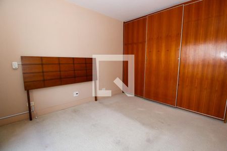Apartamento à venda com 250m², 3 quartos e 4 vagasSuíte 2