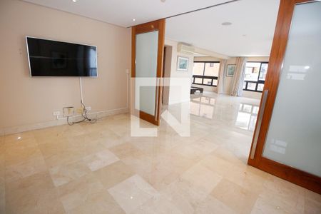 Apartamento à venda com 250m², 3 quartos e 4 vagasSala de TV