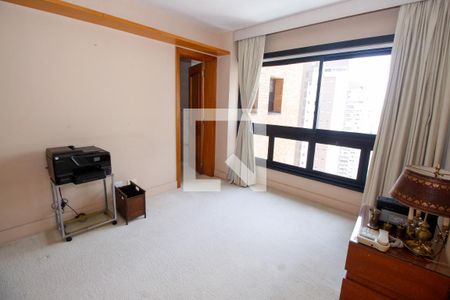 Apartamento à venda com 250m², 3 quartos e 4 vagasSuíte 3