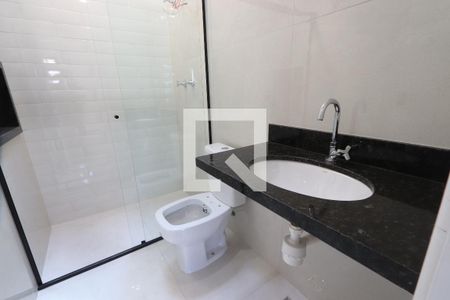 Casa à venda com 144m², 2 quartos e 3 vagasBanheiro da Suíte 2