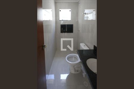 Casa à venda com 102m², 2 quartos e 1 vagaBanheiro da Suite