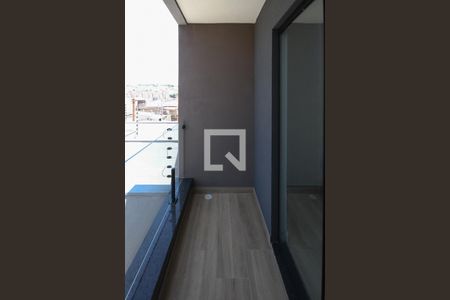 Casa à venda com 102m², 2 quartos e 1 vagaVaranda