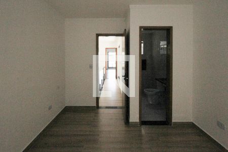 Casa à venda com 102m², 2 quartos e 1 vagaSuite