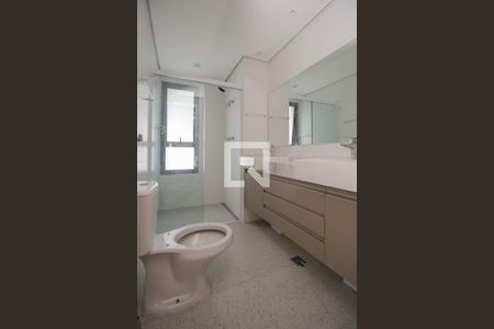 Apartamento para alugar com 122m², 3 quartos e 2 vagas Apartamento para alugar com 122m², 3 quartos e 2 vagasBanheiro da Suíte 1