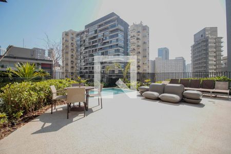 Apartamento para alugar com 122m², 3 quartos e 2 vagas Apartamento para alugar com 122m², 3 quartos e 2 vagasÁrea comum - Piscina