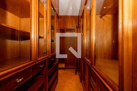 Apartamento à venda com 240m², 4 quartos e 5 vagas