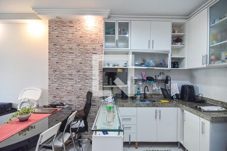 Apartamento para alugar com 70m², 2 quartos e 1 vagaCozinha