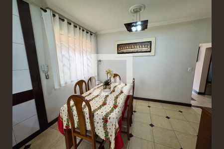 Casa à venda com 200m², 4 quartos e 3 vagasCopa