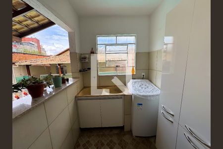 Casa à venda com 200m², 4 quartos e 3 vagasLavanderia