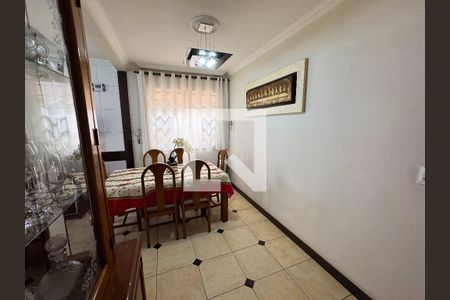 Casa à venda com 200m², 4 quartos e 3 vagasCopa