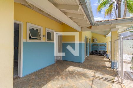 Casa de condomínio à venda com 100m², 2 quartos e 2 vagasÁrea comum - Piscina