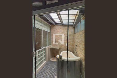 Casa de condomínio à venda com 100m², 2 quartos e 2 vagasVaranda