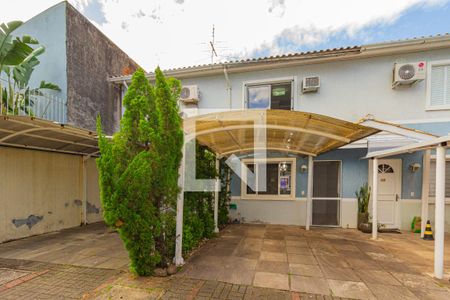 Casa de condomínio à venda com 100m², 2 quartos e 2 vagasFachada