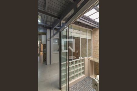 Casa de condomínio à venda com 100m², 2 quartos e 2 vagasVaranda