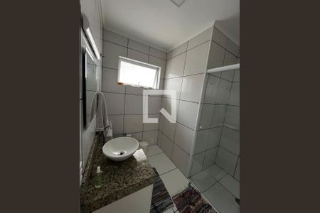 Casa à venda com 240m², 3 quartos e 2 vagasBanheiro