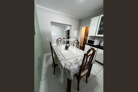 Casa à venda com 240m², 3 quartos e 2 vagasCozinha