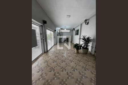 Casa à venda com 240m², 3 quartos e 2 vagasGaragem