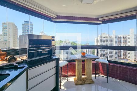 Apartamento para alugar com 160m², 4 quartos e 2 vagasVaranda