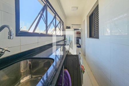 Apartamento para alugar com 160m², 4 quartos e 2 vagasÁrea de serviço 