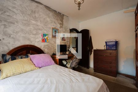 Casa à venda com 200m², 3 quartos e 2 vagasQuarto