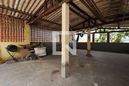 Casa à venda com 200m², 3 quartos e 2 vagasTerraço