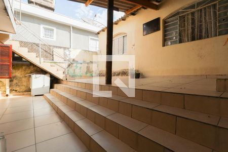 Casa à venda com 200m², 3 quartos e 2 vagasÁrea de serviço e quintal