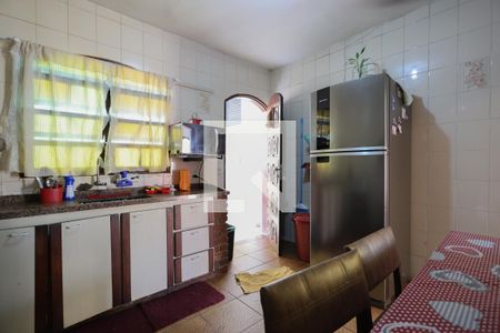 Casa à venda com 200m², 3 quartos e 2 vagasCozinha