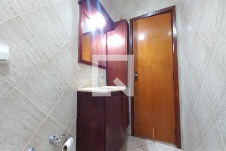 Casa à venda com 480m², 3 quartos e 2 vagas Casa à venda com 480m², 3 quartos e 2 vagasBanheiro da Suíte 3