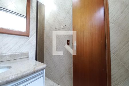 Casa à venda com 480m², 3 quartos e 2 vagas Casa à venda com 480m², 3 quartos e 2 vagasBanheiro da Suíte