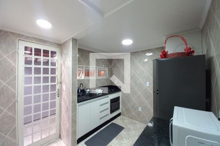 Casa à venda com 480m², 3 quartos e 2 vagas Casa à venda com 480m², 3 quartos e 2 vagasCozinha