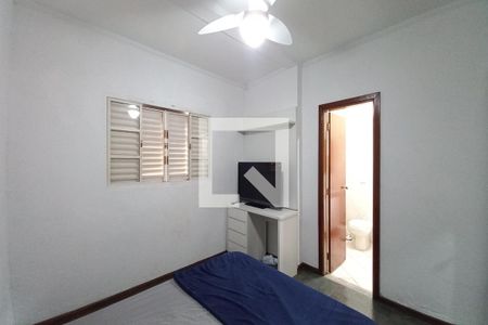 Casa à venda com 480m², 3 quartos e 2 vagas Casa à venda com 480m², 3 quartos e 2 vagasQuarto 1 - Suíte