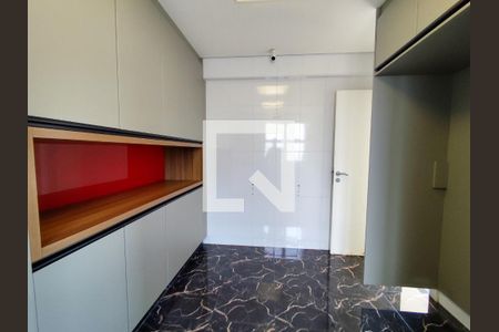 Apartamento à venda com 237m², 4 quartos e 4 vagasCozinha