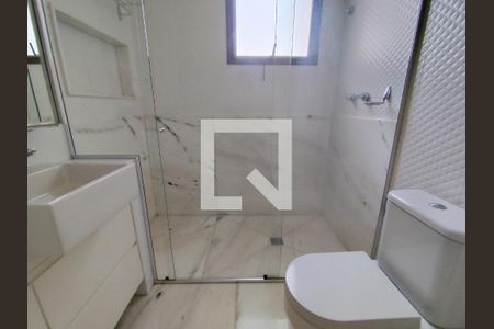 Apartamento à venda com 237m², 4 quartos e 4 vagasBanheiro 3