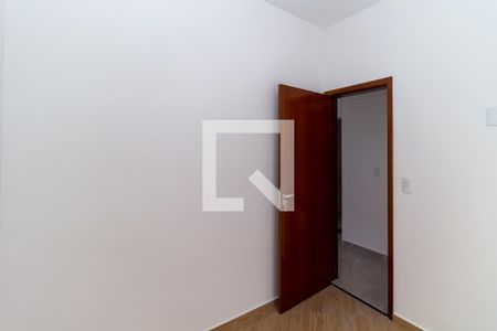 Quarto 1 de apartamento para alugar com 2 quartos, 50m² em Vila Santa Virginia, São Paulo