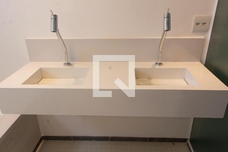 Apartamento à venda com 408m², 4 quartos e 4 vagasBANHEIRO SUITE 4